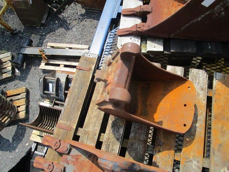 Used digging bucket Attachment