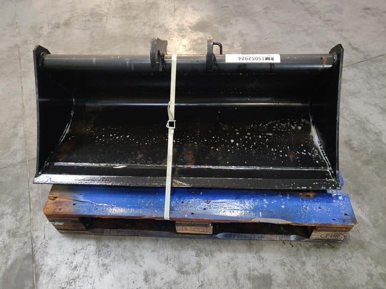 Used digging bucket Attachment