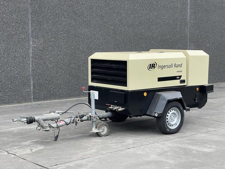 Used 2012 Ingersoll Rand 7/51 Portable Air Compressor, 180 CFM